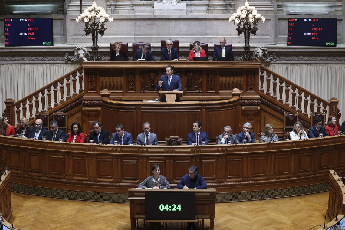 luis montenegro parlamento debate quinzenal 